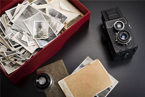 梦见奶奶的照片 周公解梦梦到奶奶的照片是什么意思 做梦梦见奶奶的照片好不好