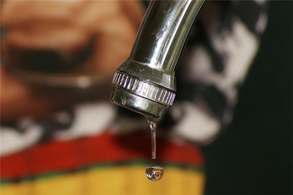 梦见泄漏 周公解梦梦到泄漏是什么意思 做梦梦见泄漏好不好