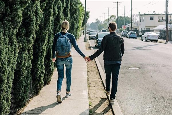 梦见恋爱对象 恋人 周公解梦梦到恋爱对象 恋人是什么意思 做梦梦见恋爱对象 恋人好不好