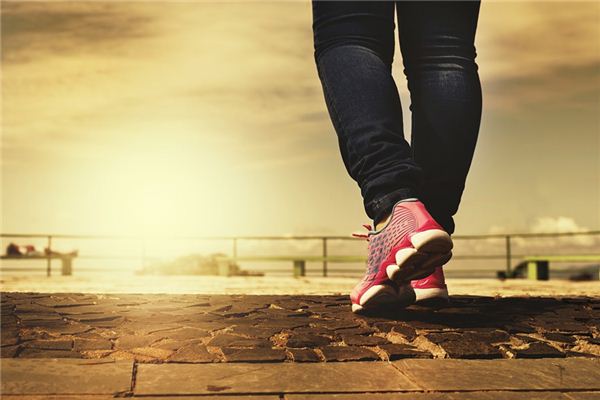 梦见跛子 周公解梦梦到跛子是什么意思 做梦梦见跛子好不好