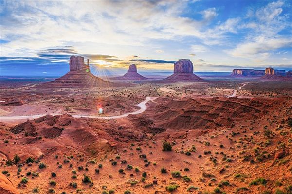 梦见西方 周公解梦梦到西方是什么意思 做梦梦见西方好不好