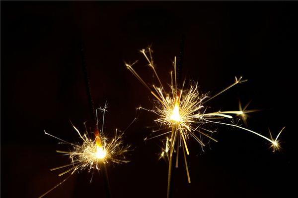 梦见鞭炮声 周公解梦梦到鞭炮声是什么意思 做梦梦见鞭炮声好不好