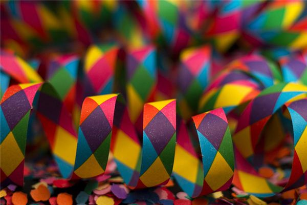 梦见五颜六色 周公解梦梦到五颜六色是什么意思 做梦梦见五颜六色好不好