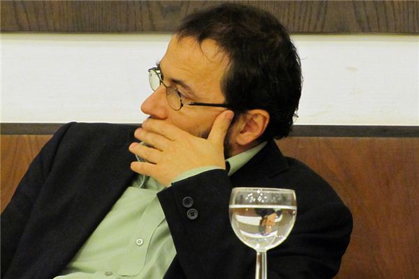 梦见政客 周公解梦梦到政客是什么意思 做梦梦见政客好不好