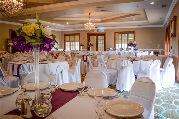 梦见宴会厅 周公解梦梦到宴会厅是什么意思 做梦梦见宴会厅好不好