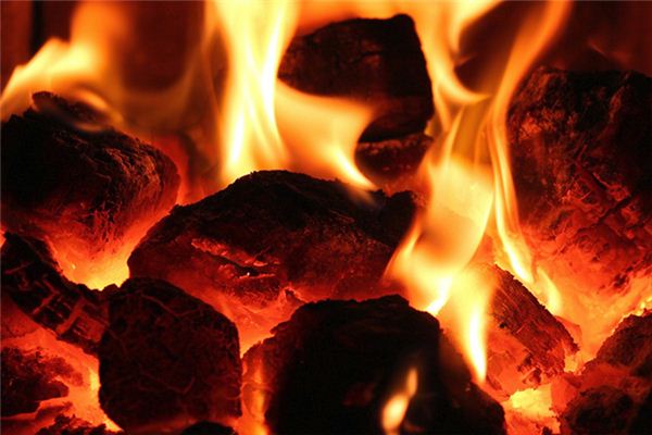 梦见水入煤火 周公解梦梦到水入煤火是什么意思 做梦梦见水入煤火好不好