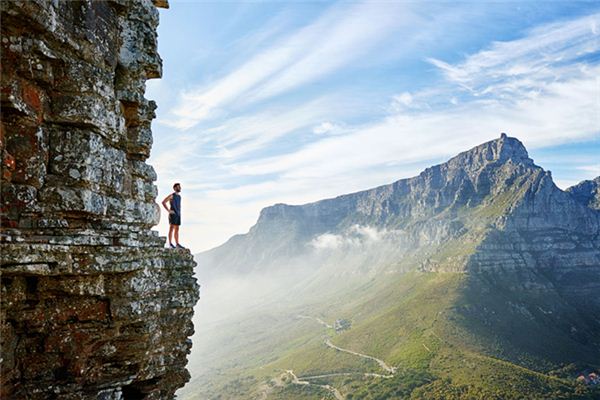 梦见高处 周公解梦梦到高处是什么意思 做梦梦见高处好不好