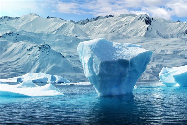 梦见冰山 周公解梦梦到冰山是什么意思 做梦梦见冰山好不好