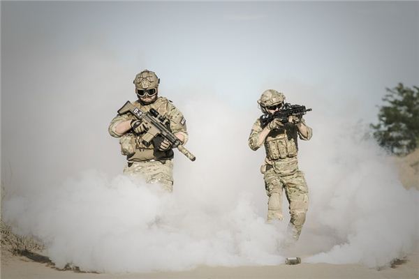 梦见战友 周公解梦梦到战友是什么意思 做梦梦见战友好不好