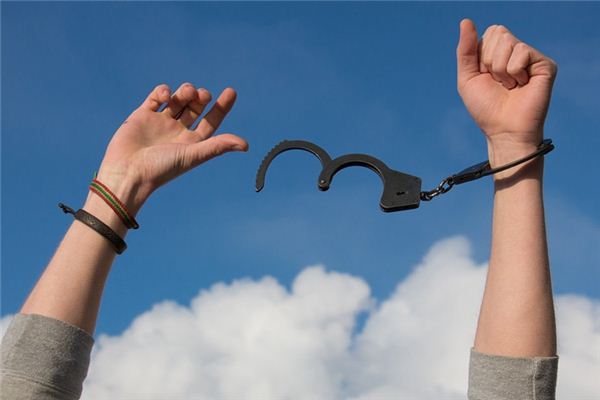 梦见释放 周公解梦梦到释放是什么意思 做梦梦见释放好不好