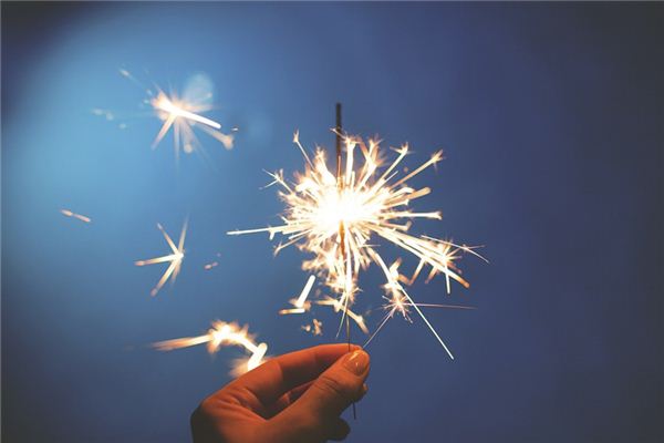 梦见火花 周公解梦梦到火花是什么意思 做梦梦见火花好不好