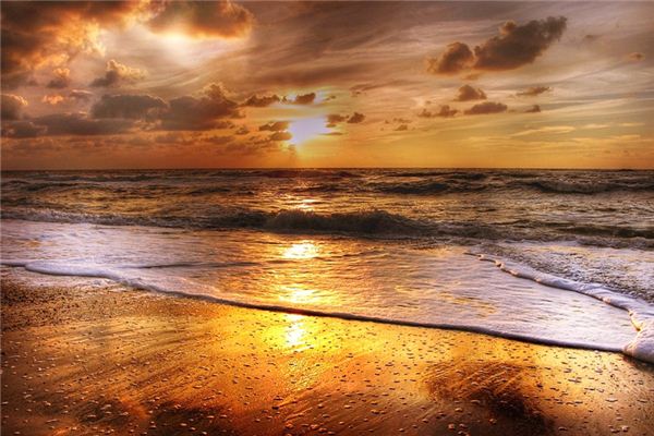 梦见波浪 周公解梦梦到波浪是什么意思 做梦梦见波浪好不好