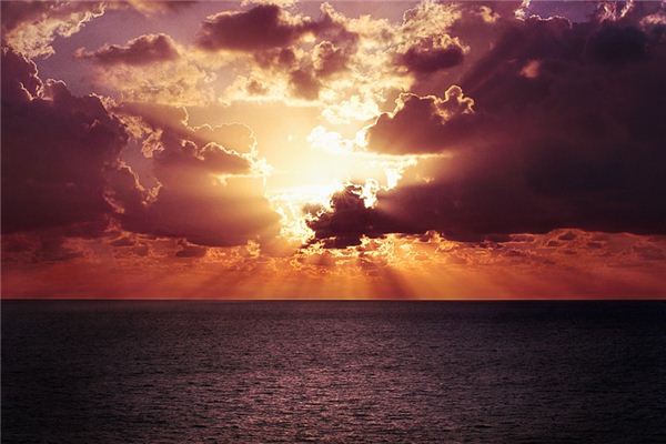 梦见海上日出 周公解梦梦到海上日出是什么意思 做梦梦见海上日出好不好