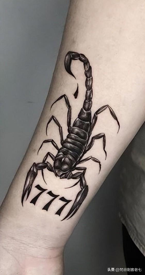 有纹身的天蝎座男生性格 天蝎座花臂男
