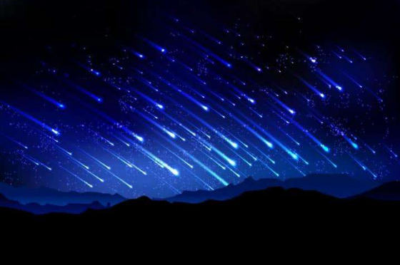 2016狮子座<font color='red'>流星雨</font> 狮子座<font color='red'>流星雨</font>东南西北