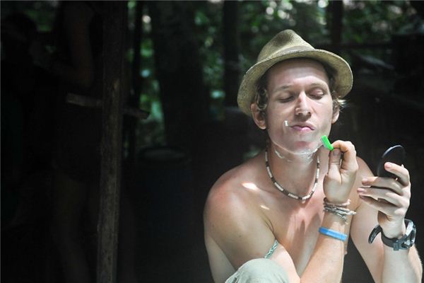 梦见剃须 周公解梦梦到剃须是什么意思 做梦梦见剃须好不好