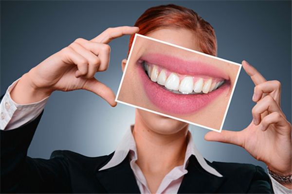 梦见数牙齿 周公<font color='red'>解梦</font>梦到数牙齿是什么意思 做梦梦见数牙齿好不好